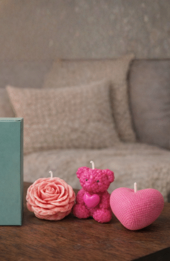 Valentine Candle Hamper (Heart, Rose, Teddy Candle- Set of 3)